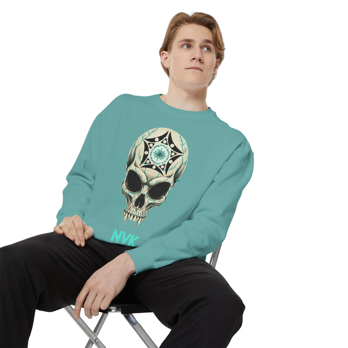 NVK BUGA SPHERE SKULL SWEATSHIRT™ — Graphic Crewneck