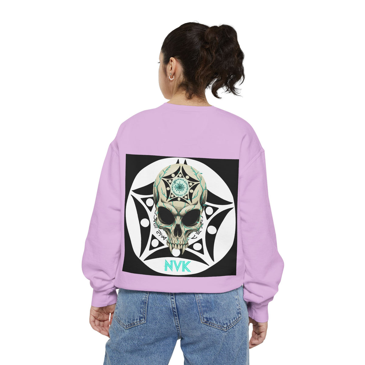 NVK BUGA SPHERE SKULL SWEATSHIRT™ — Graphic Crewneck