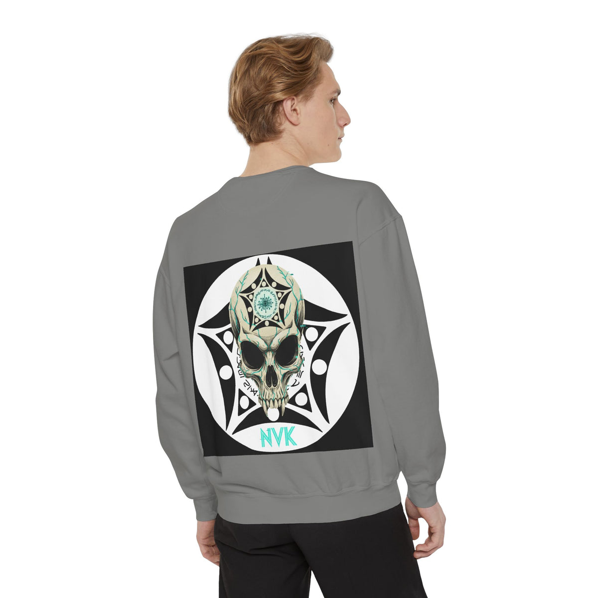 NVK BUGA SPHERE SKULL SWEATSHIRT™ — Graphic Crewneck