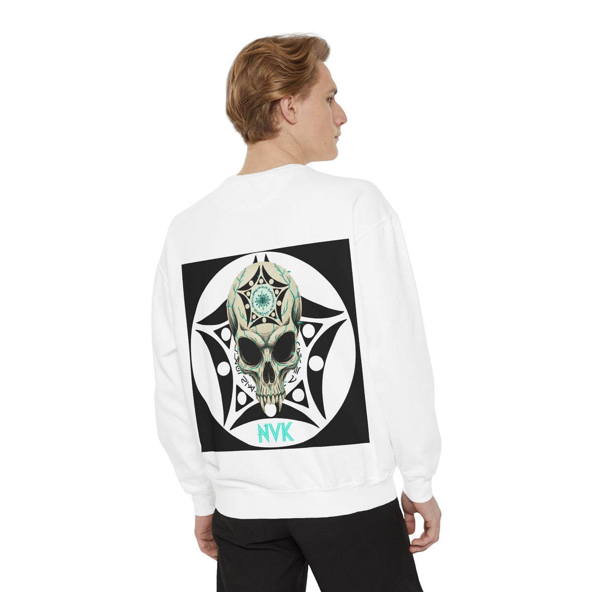 NVK BUGA SPHERE SKULL SWEATSHIRT™ — Graphic Crewneck