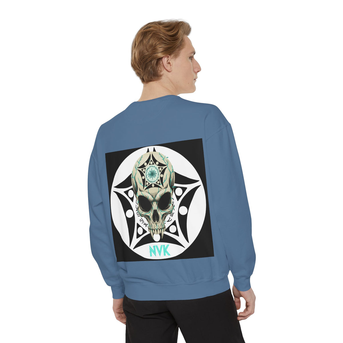 NVK BUGA SPHERE SKULL SWEATSHIRT™ — Graphic Crewneck