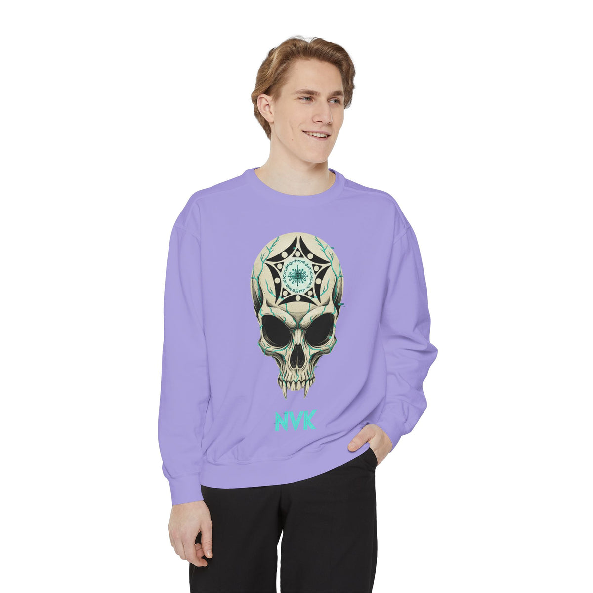 NVK BUGA SPHERE SKULL SWEATSHIRT™ — Graphic Crewneck
