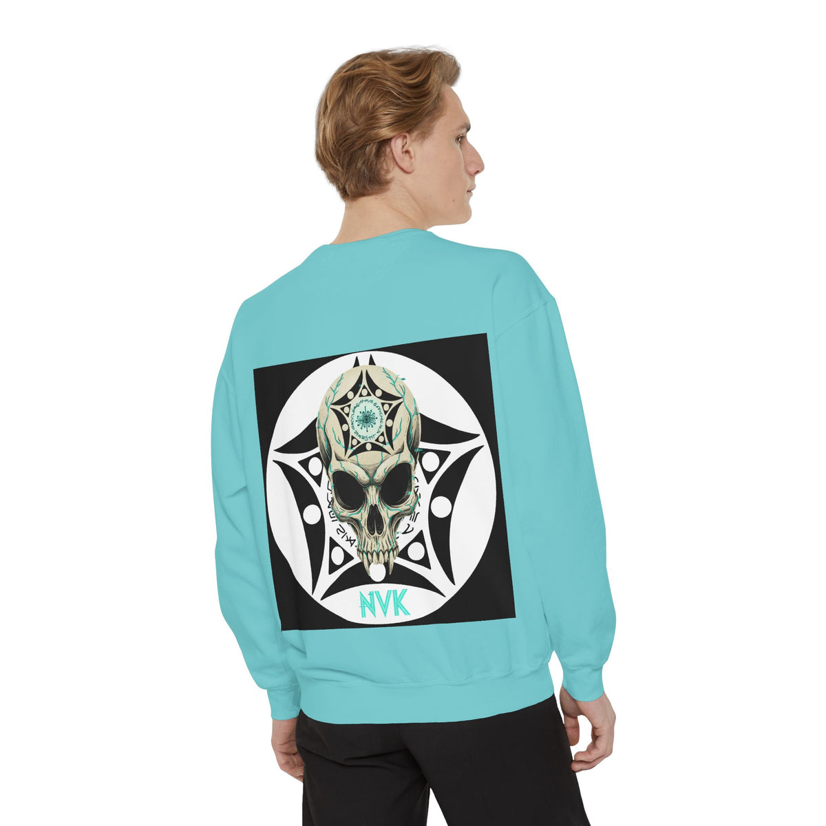 NVK BUGA SPHERE SKULL SWEATSHIRT™ — Graphic Crewneck