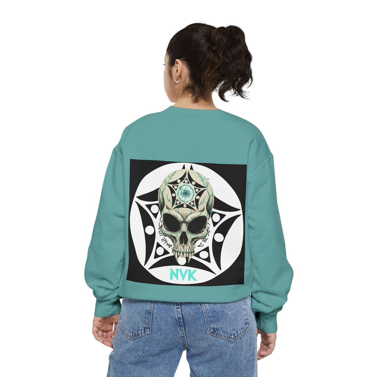 NVK BUGA SPHERE SKULL SWEATSHIRT™ — Graphic Crewneck