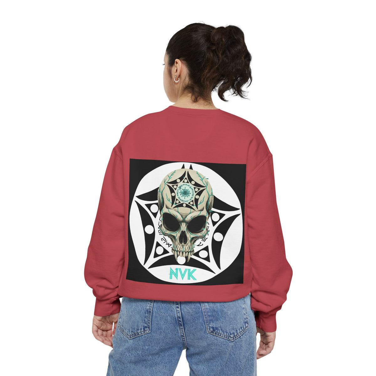 NVK BUGA SPHERE SKULL SWEATSHIRT™ — Graphic Crewneck